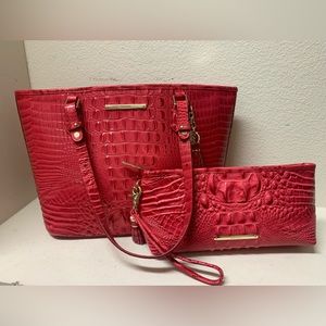 Brahmin Med Asher & Wristlet